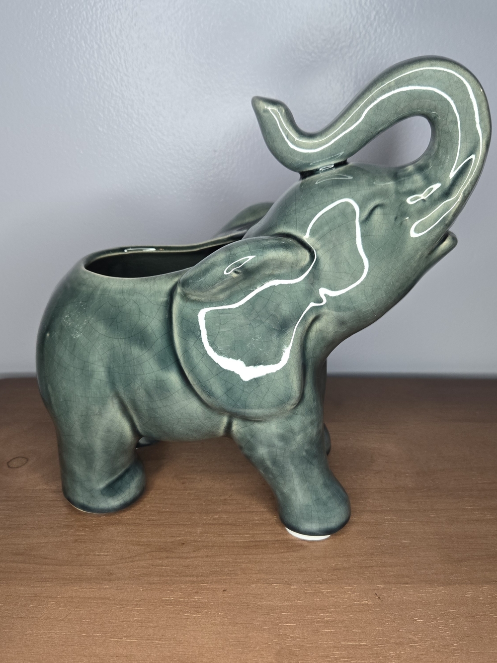 Elephant Planter Statue Bowl Grey/green Crackle Glaze